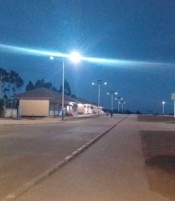 溧阳市非洲科特迪瓦太阳能路灯工程